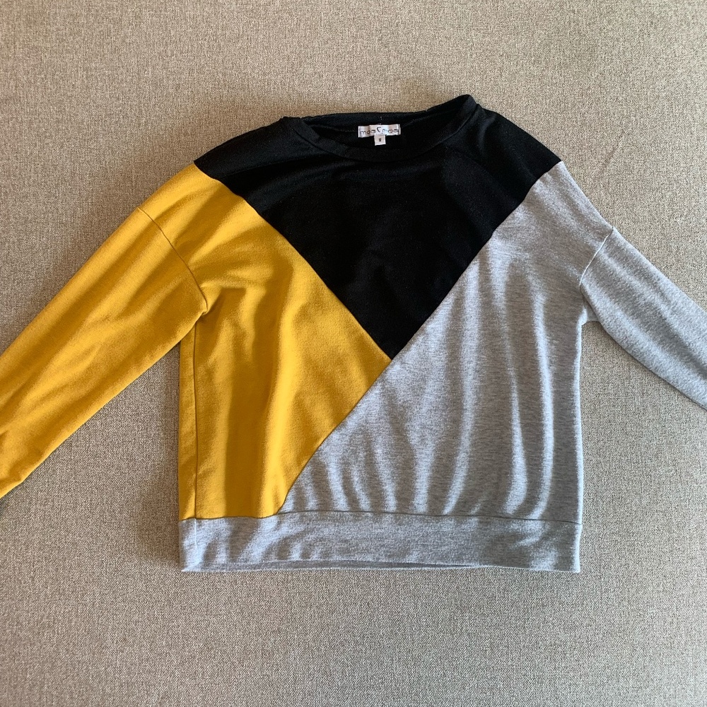 Moa Moa Sweater